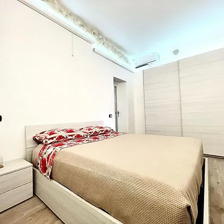 Stay& Service * Como