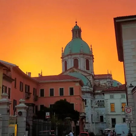 아파트 Stay& Service 코모